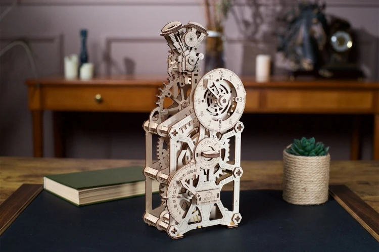 Zegar Mechaniczny Ugears drewniane puzzle 3D model do składania na prezent