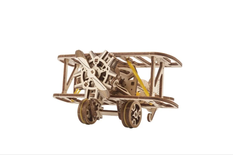 Złożony drewniany model samolotu Mini Biplane Ugears w stylu retro